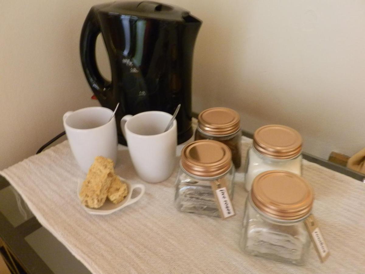 10 On Fairview B&B パール エクステリア 写真